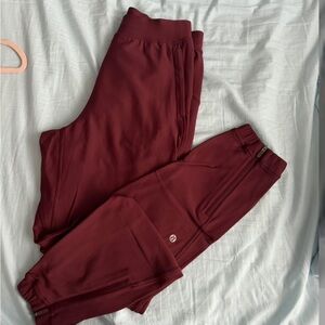 Lululemon adapted state jogger